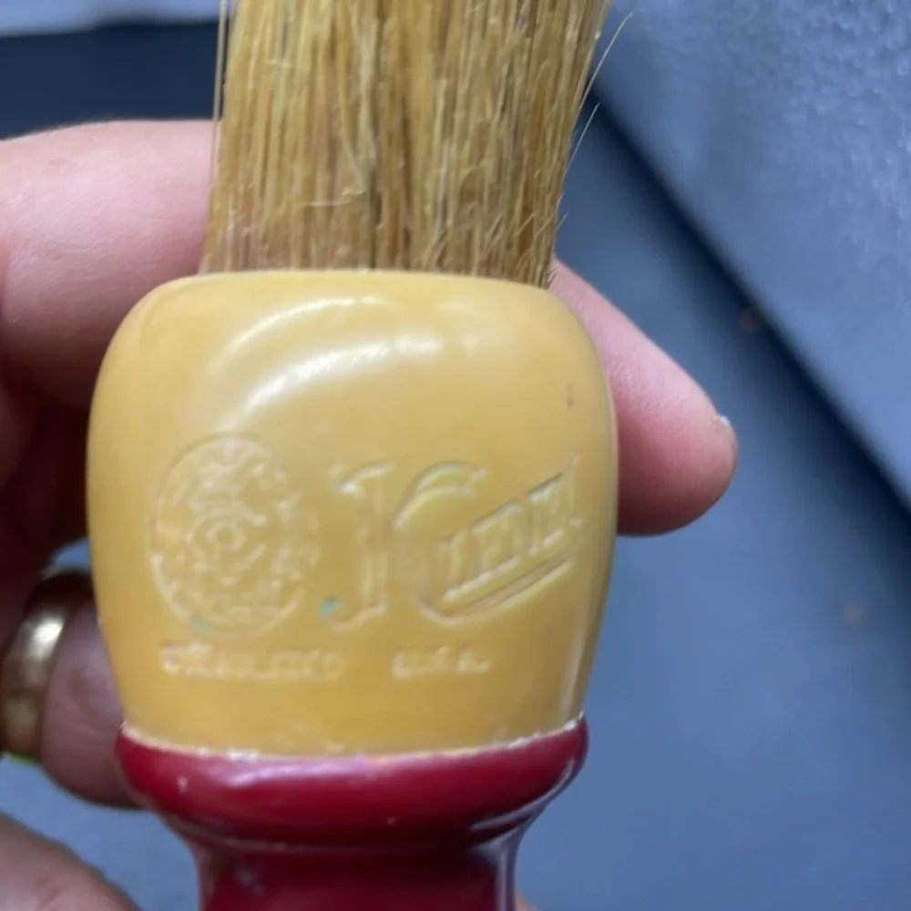 VINTAGE CELLULOID BARBER BRUSH with BADGER BRISTLES
